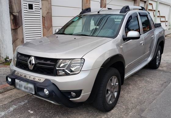 RENAULT DUSTER OROCH 2.0 16V FLEX DYNAMIQUE 4P AUTOMÁTICO